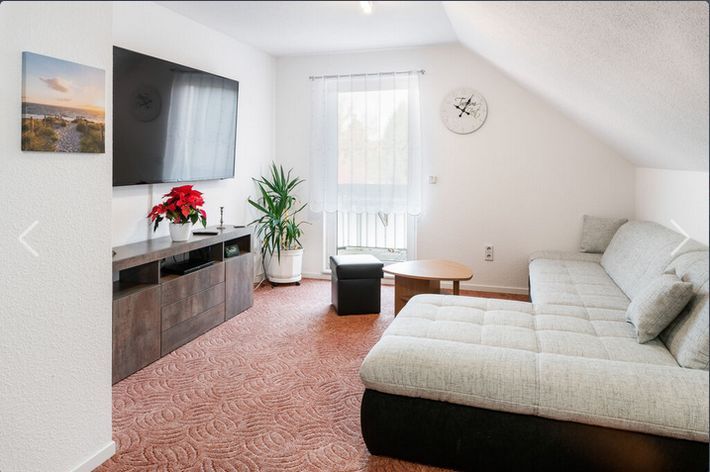 Bright Home In Dresden On The Outskirts Of Dresden Quiet Location To The Center 10 Min - 5