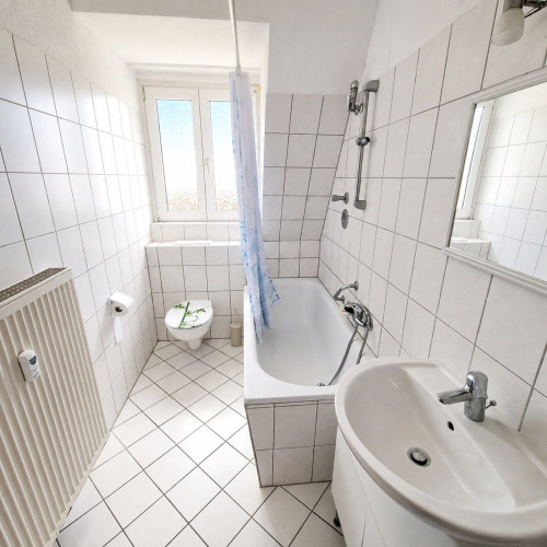 Partially furnished 2-room attic apartment in a quiet location in Essen-Rüttenscheid - Gallery - 14