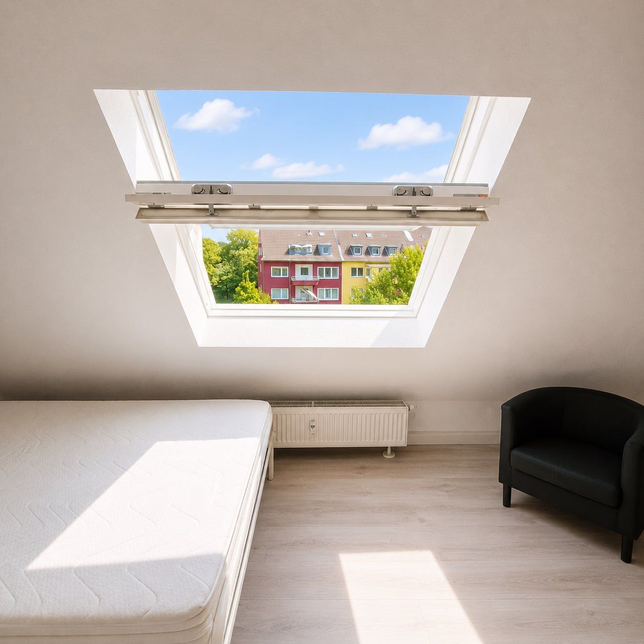 Partially Furnished 2-Room Attic Apartment In A Quiet Location In Essen-Rüttenscheid - 10