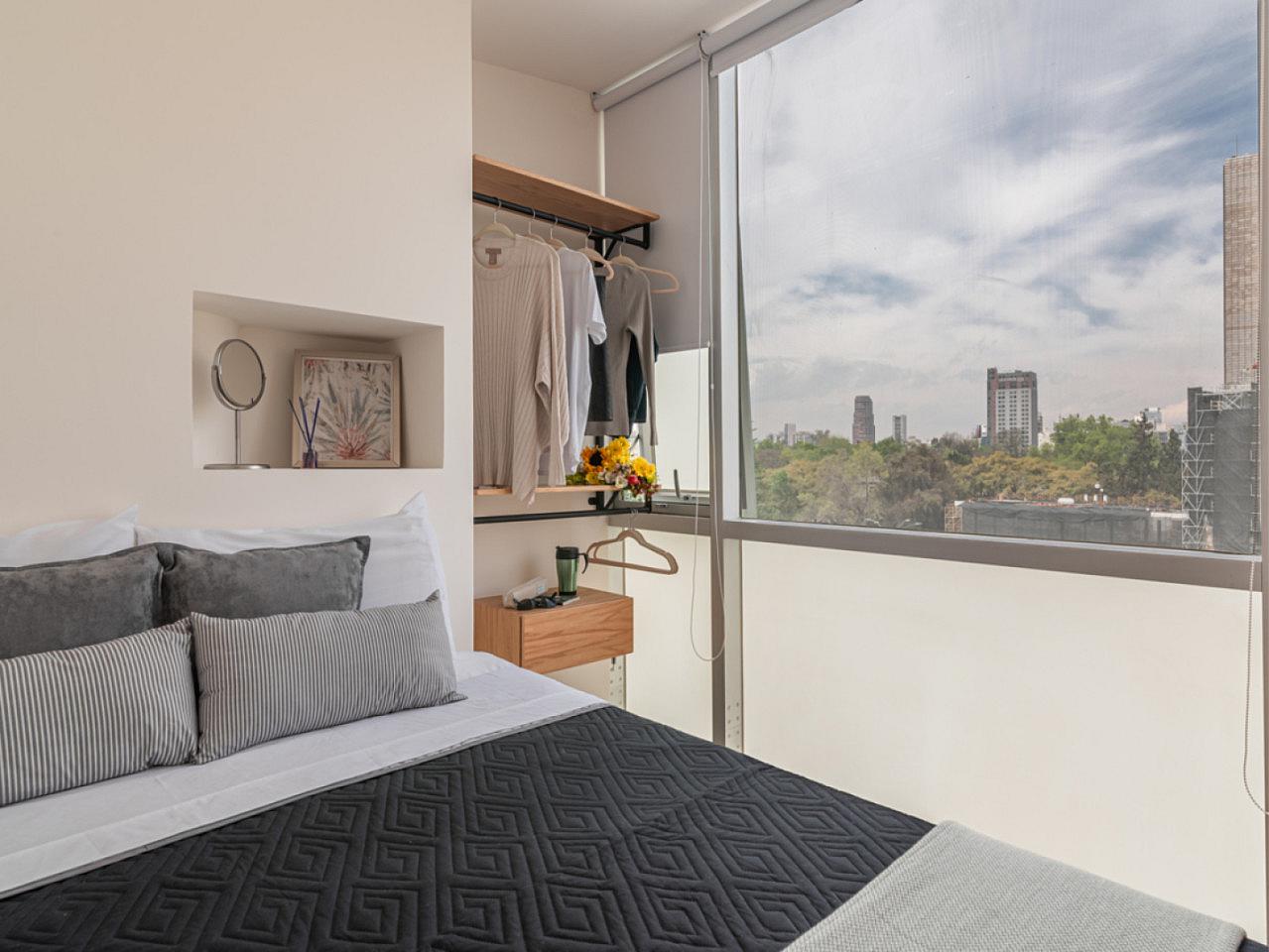 Suite - 1