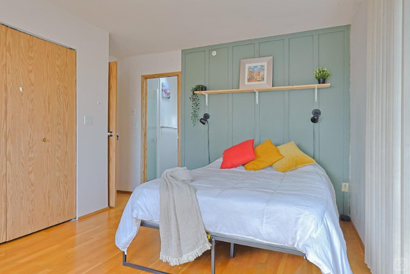 Master Room - 1