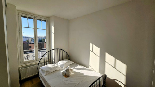 Spacious loft with nice city view
