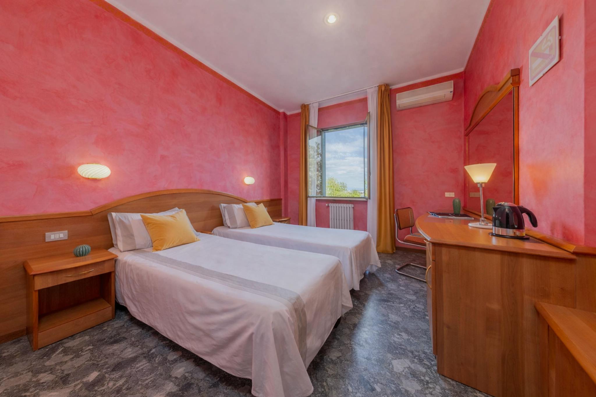 Shared Room - 1