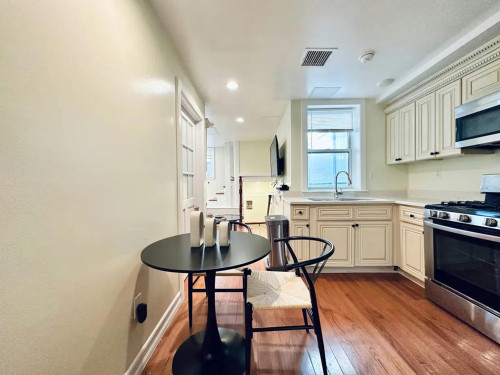 39th Avenue, Queens County,  - Gallery - 5