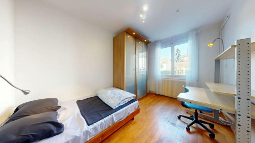 Rue des Bienvenus, Villeurbanne