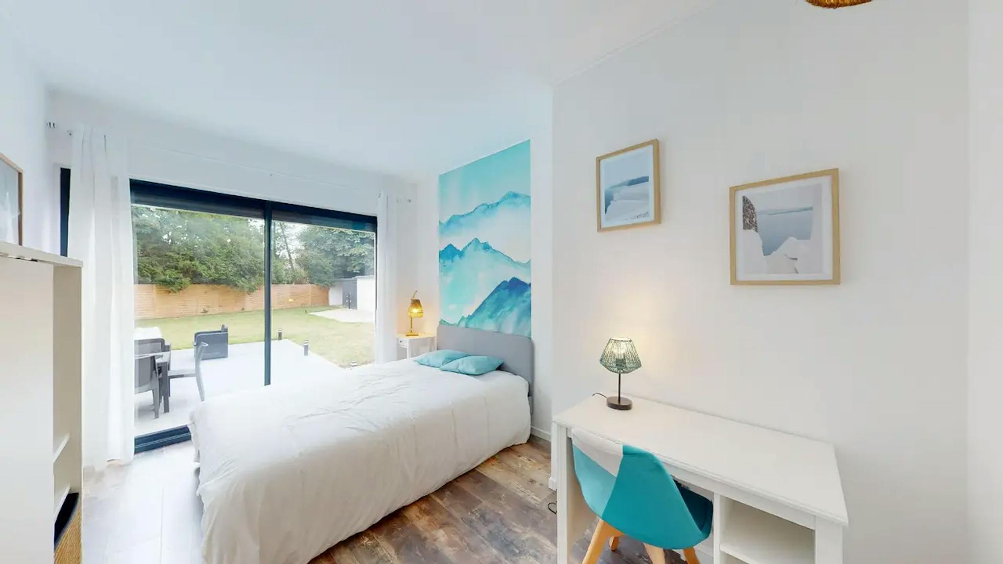 Private Room - 1