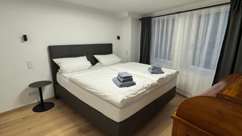Spacious Premium Old Town Apartment with 2 Bedrooms, Workspace and Kitchen - Gallery - 31