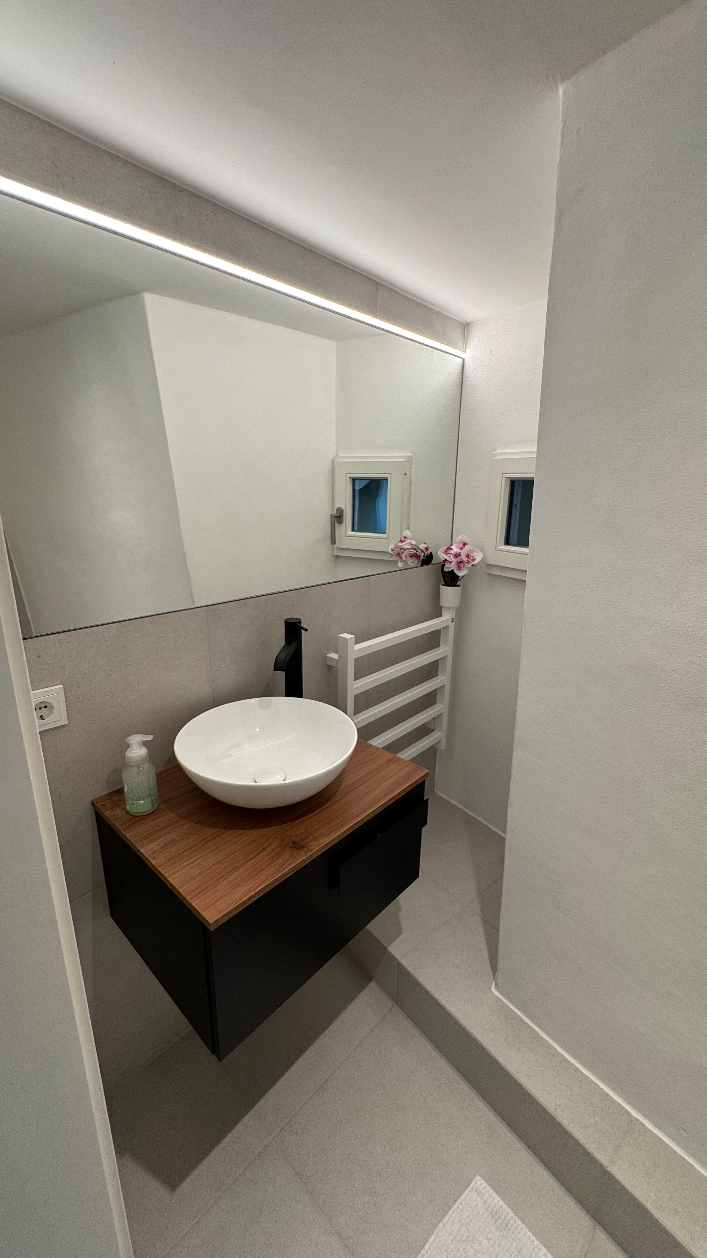 Spacious Premium Old Town Apartment With 2 Bedrooms, Workspace And Kitchen - 22
