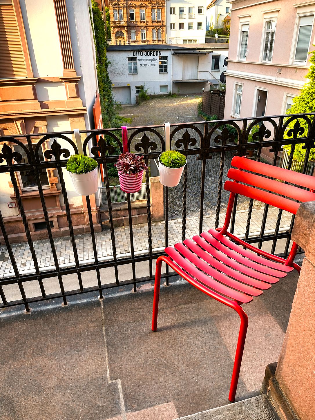 Urban Living With Flair In The City Center Of Neustadt/Weinstraße - 1