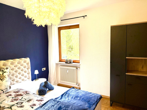 VetterLux Lumi | Quiet Apartment with Balcony in Green Surroundings