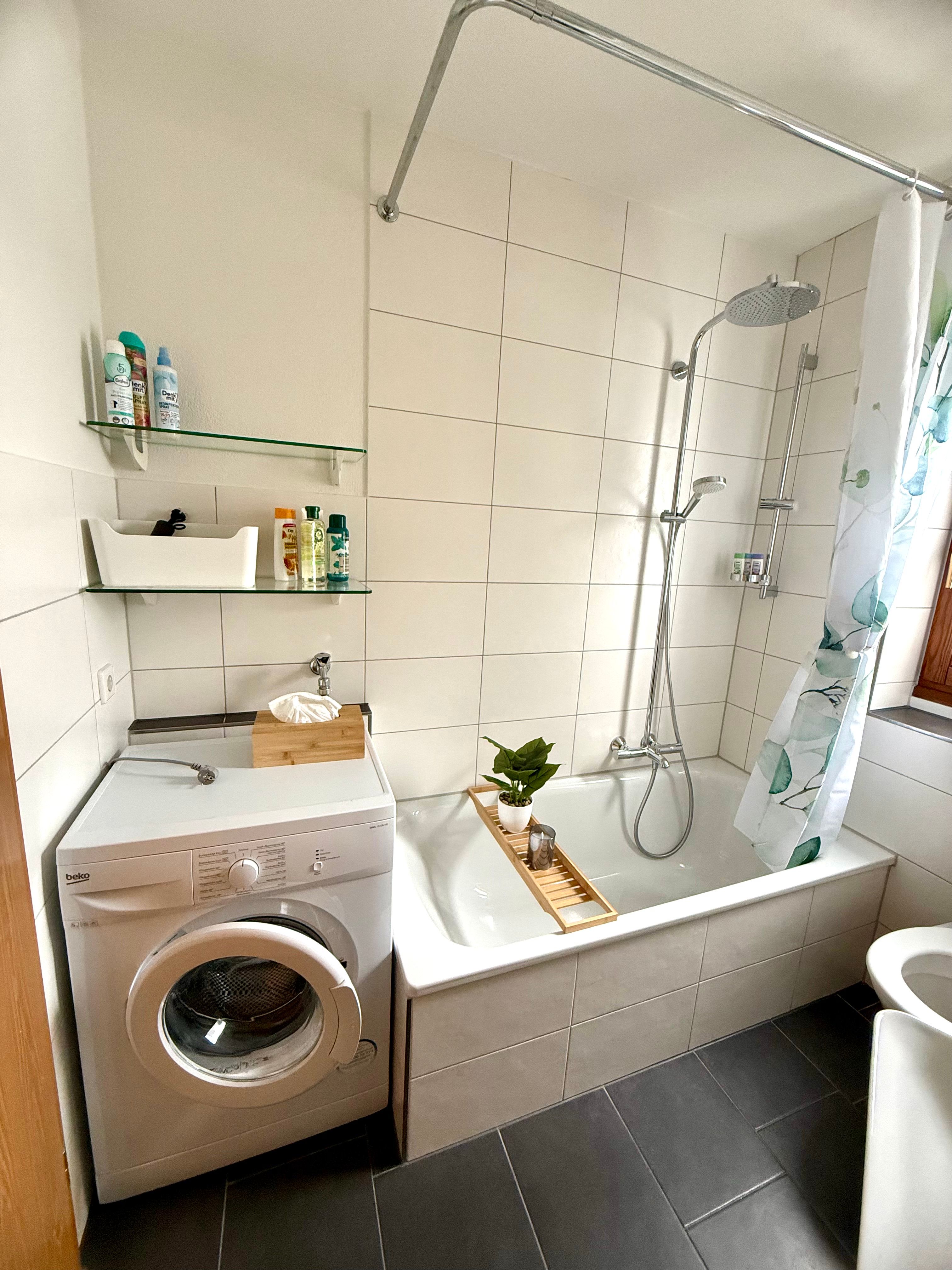 VetterLux Lumi | Quiet Apartment With Balcony In Green Surroundings - 1