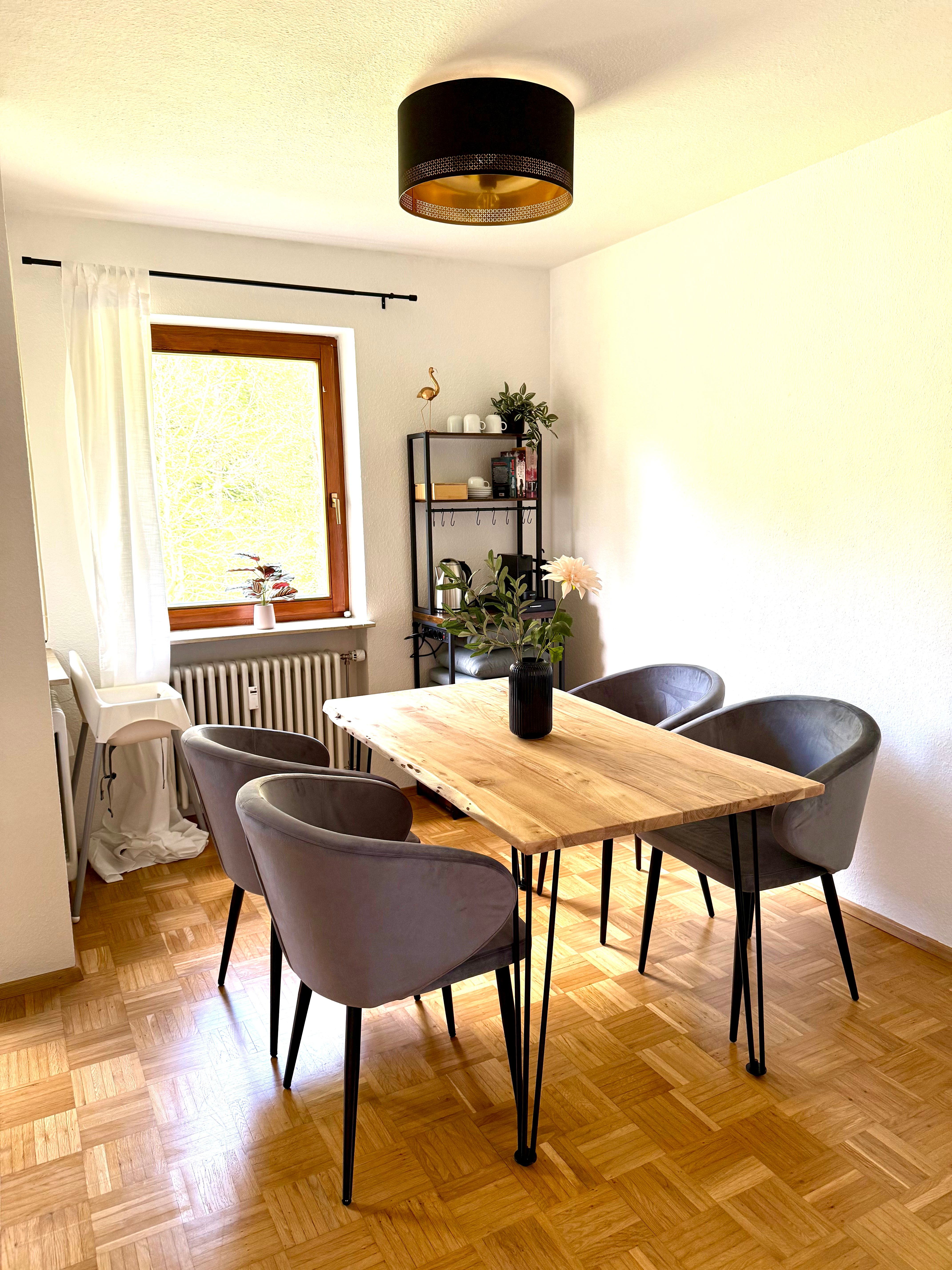 VetterLux Lumi | Quiet Apartment With Balcony In Green Surroundings - 10