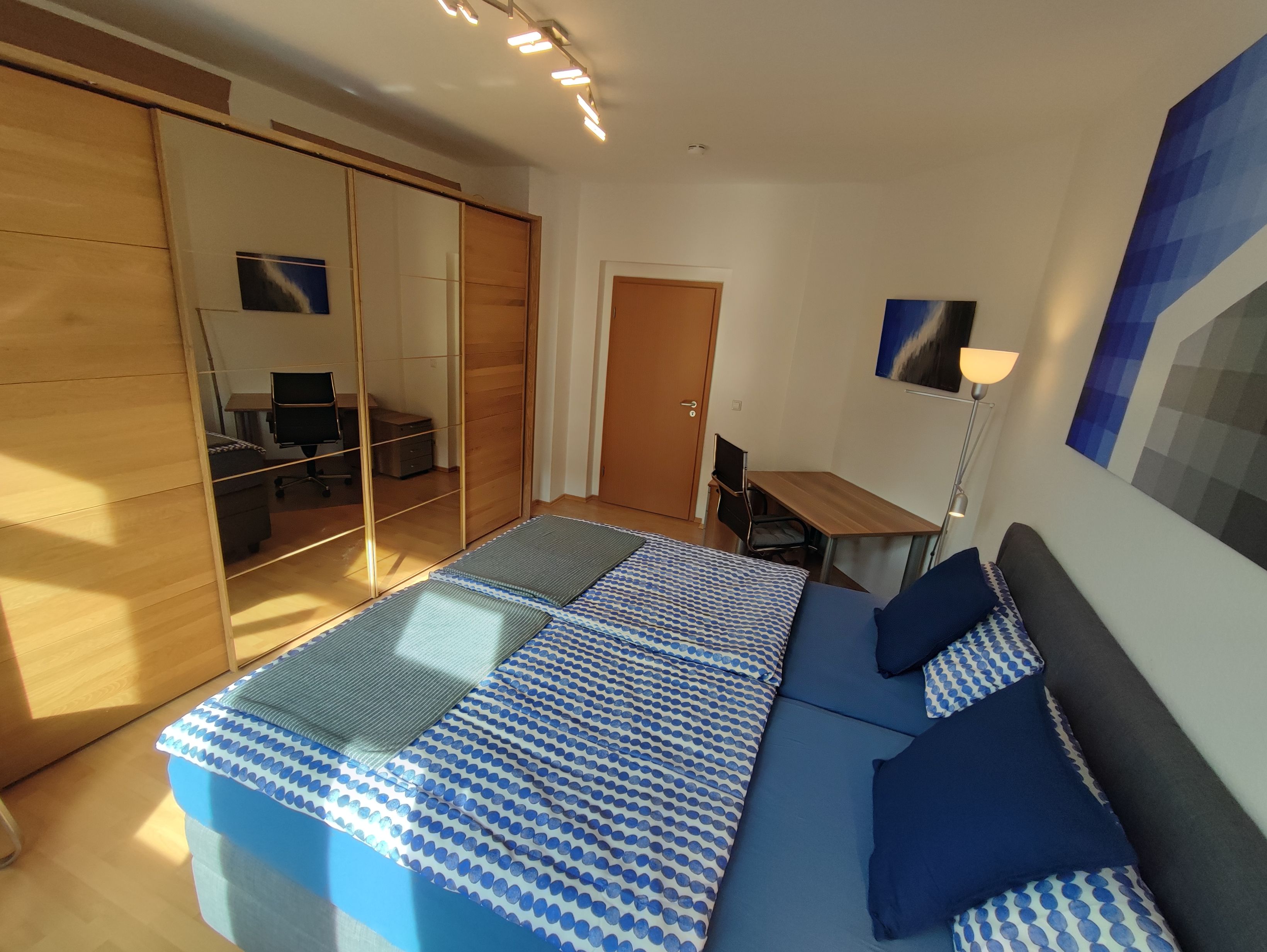 Bright And Spacious 3-Room Apartment On Nettelbeckufer With Ideal Infrastructure - 24