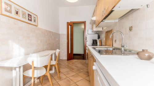 Colourful 1-bedroom apartment in Ostiense - Gallery - 9