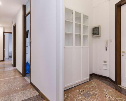 Tasteful single bedroom in the centre of Bologna - Gallery - 18