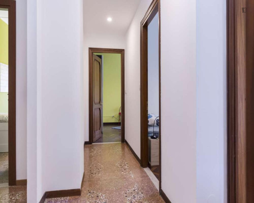 Tasteful single bedroom in the centre of Bologna - Gallery - 17