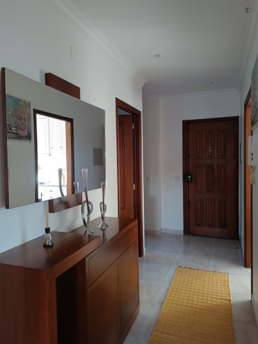 Welcoming Twin Bedroom with Balcony near IPL