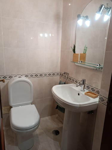 Welcoming Twin Bedroom with Balcony near IPL - Gallery - 6