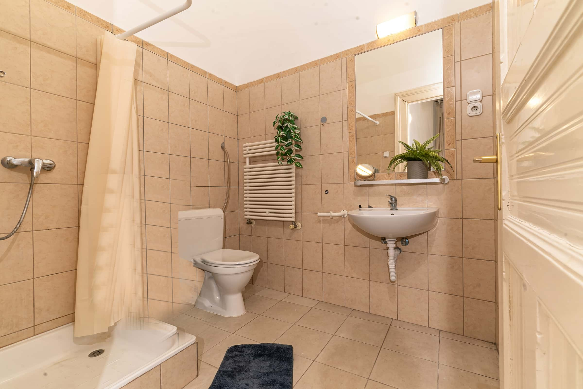Private Room - 18