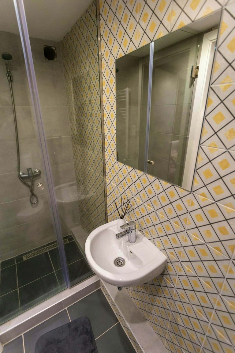 Private Room - 17