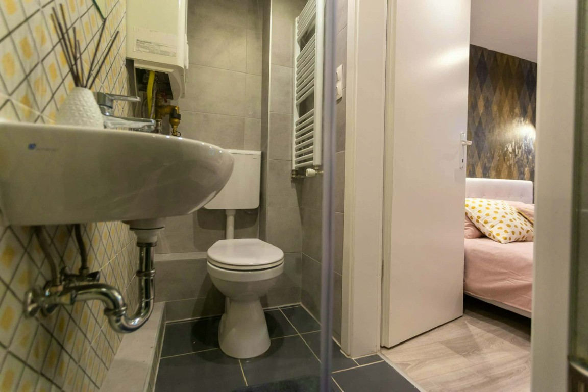 Private Room - 11