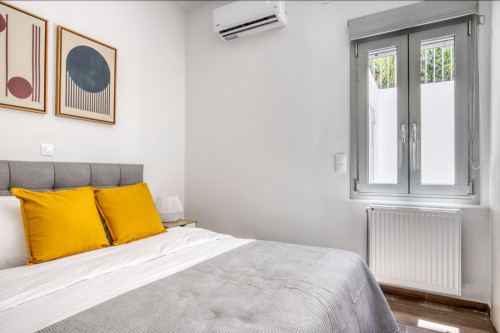 1-Bedroom apartment with a patio, in Neo Pagkrati