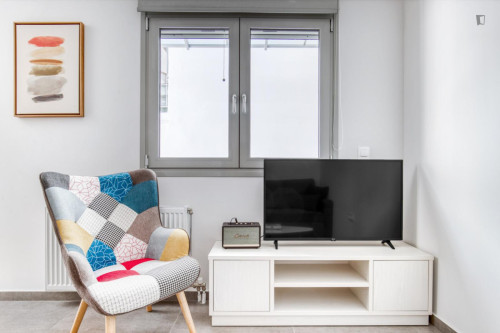 1-Bedroom apartment with a patio, in Neo Pagkrati - Gallery - 9