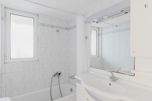 Attractive 1-bedroom apartment in Chalandri - Gallery - 14