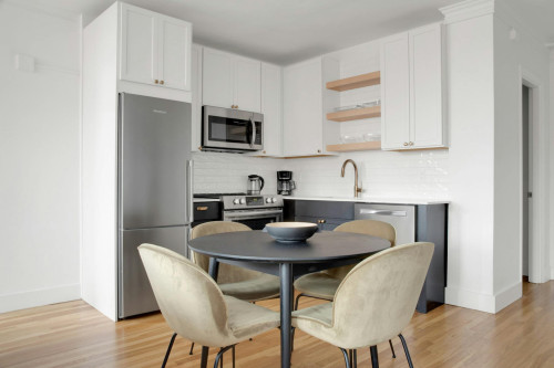 Beacon Street, Brookline, MA - Gallery - 5