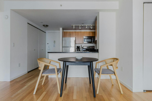 48th Avenue, Queens County, NY - Gallery - 5