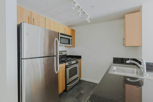 48th Avenue, Queens County, NY - Gallery - 6