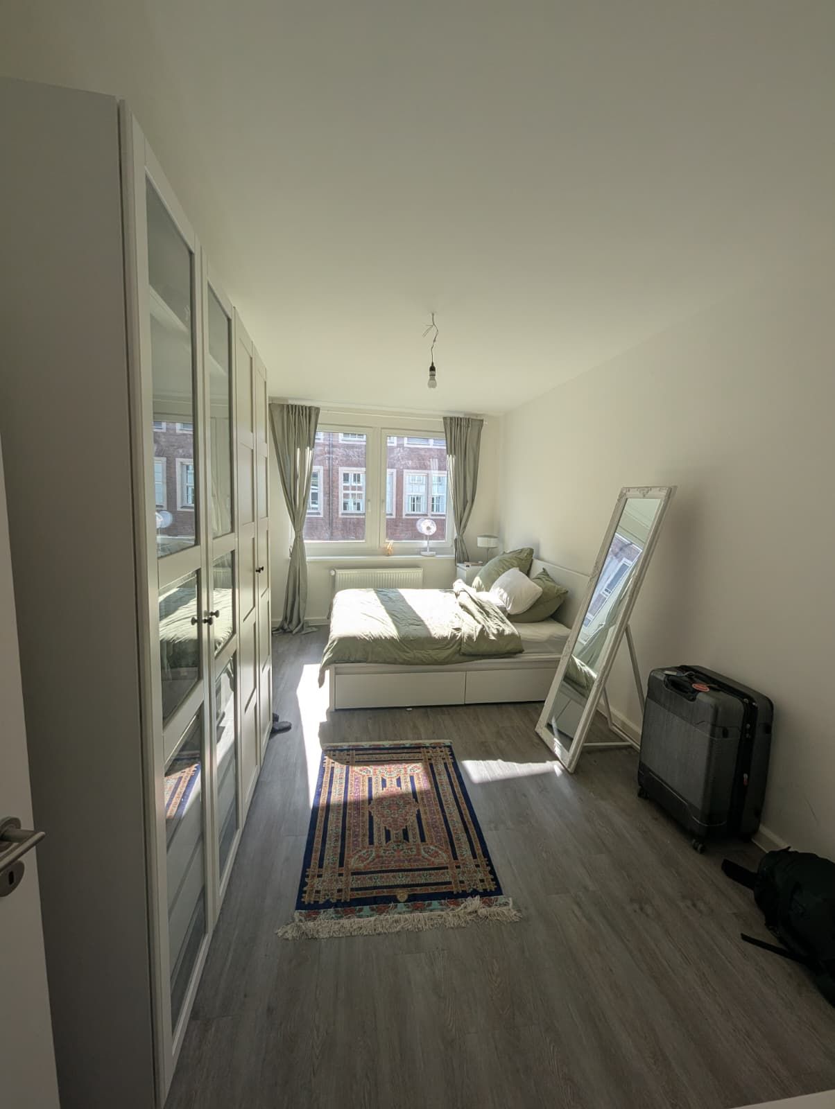 Wonderful & Neat Loft - 10