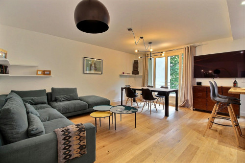 Rue Aristide Briand, Issy-les-Moulineaux