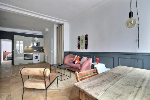 Rue du Faubourg Saint-Martin, Paris - Gallery - 5