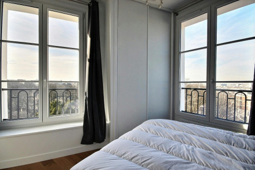 Rue Joseph de Maistre, Paris