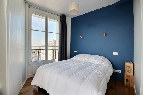 Rue Joseph de Maistre, Paris