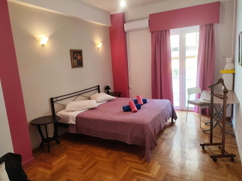Pipinou, Athens