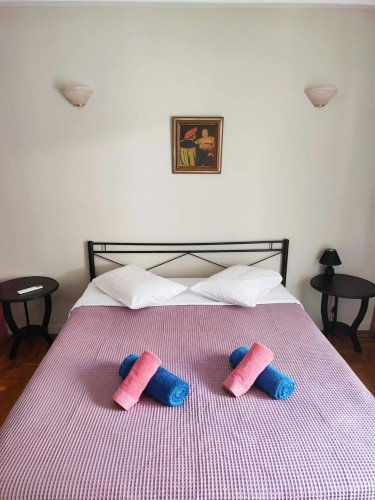 Pipinou, Athens - Gallery - 10
