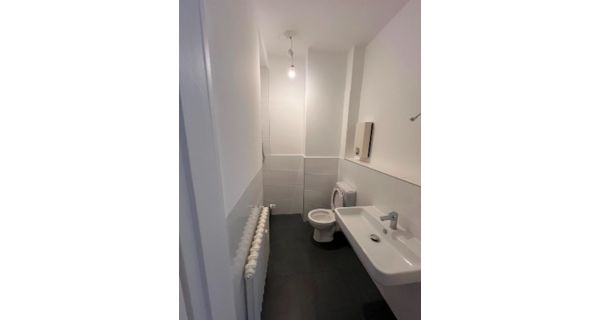 7 Min. To Uni And 5 To Unihospital. Fully Furnsihed 3 Bed + Big Kitchen + Balcony - 2
