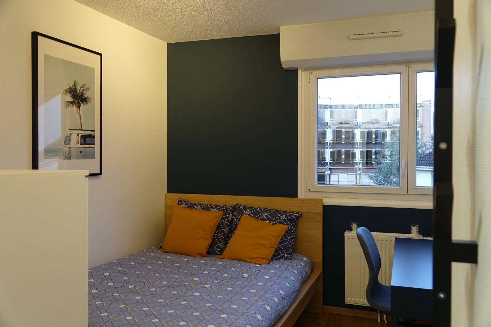 80m² Private room in a flatshare for 4 people - Rooms