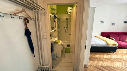 Rummelhardtgasse, Vienna