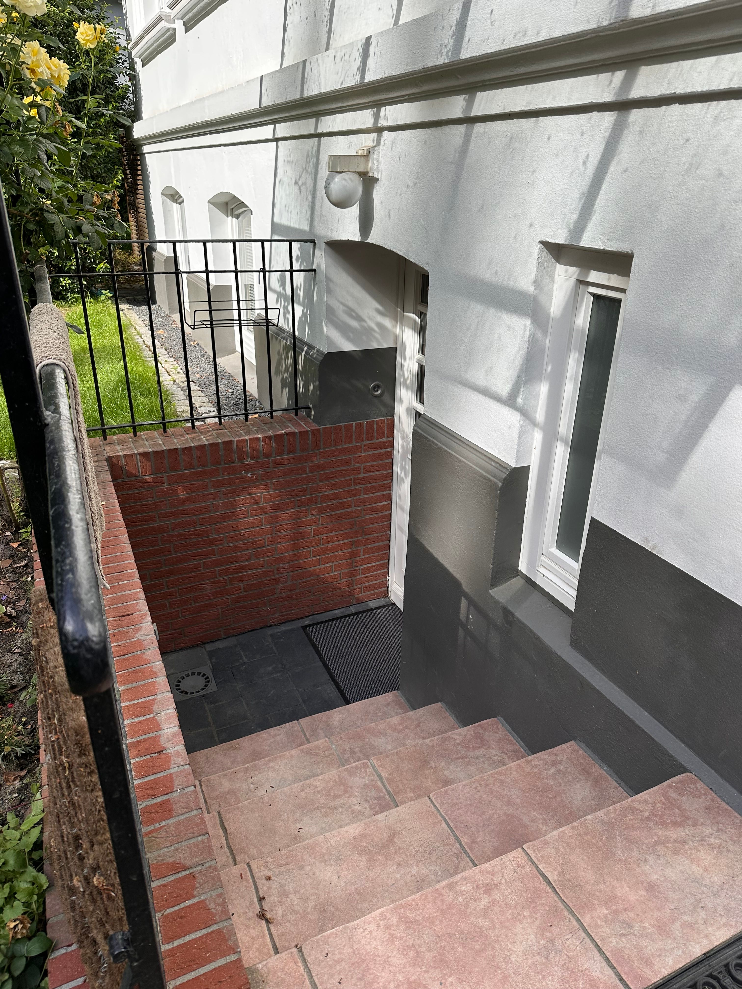 Fully Renovated Annex Apartment In A City Villa From 1893 – 55 Sqm With Garden View - 1