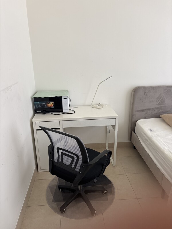 I (Full Room) - 1