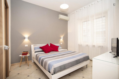 2-bedroom apartment in Rome