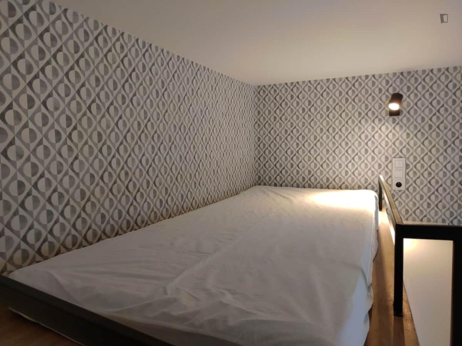 Charming Studio Near The University Of Economics And Business - 1