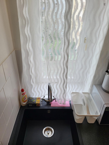 Welcoming 1-bedroom flat near the University of Economics and Business - Gallery - 10