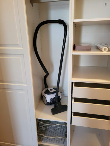 Welcoming 1-bedroom flat near the University of Economics and Business - Gallery - 6