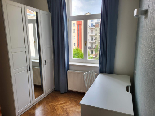 Welcoming 1-bedroom flat near the University of Economics and Business - Gallery - 21