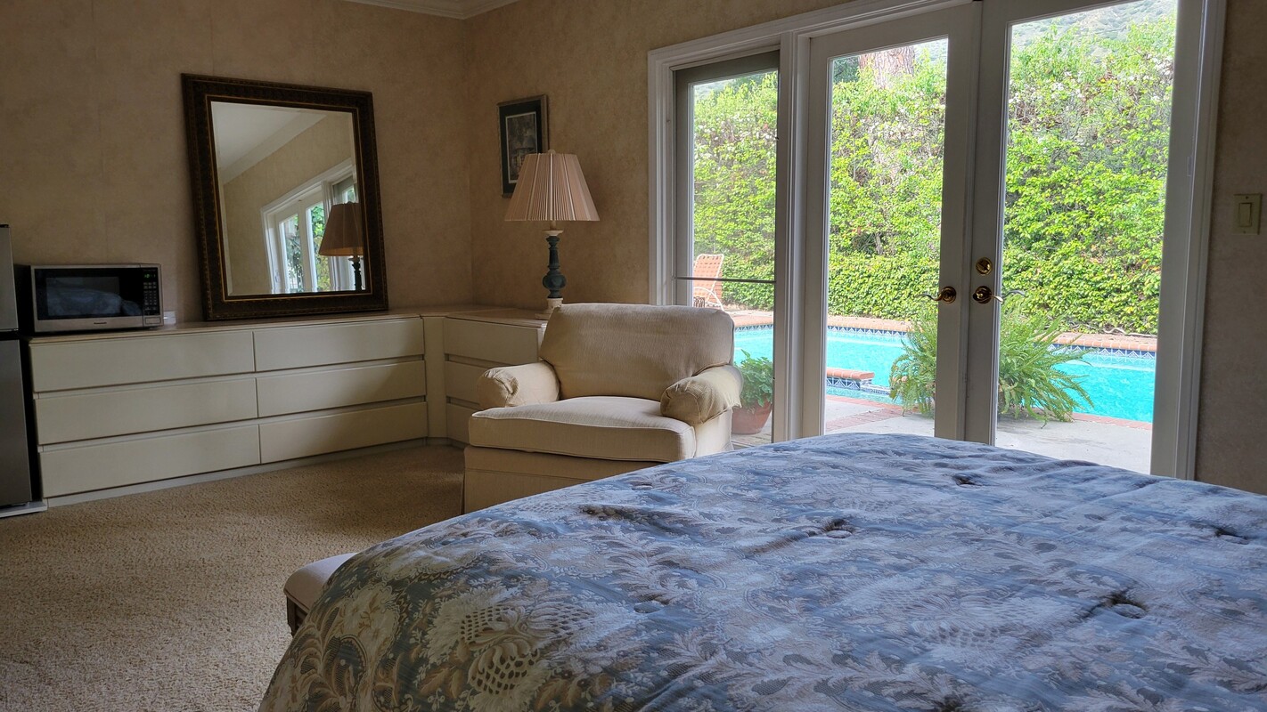 Master Suite(Full Room) - 1