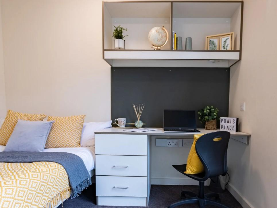 Standard Ensuite - 1